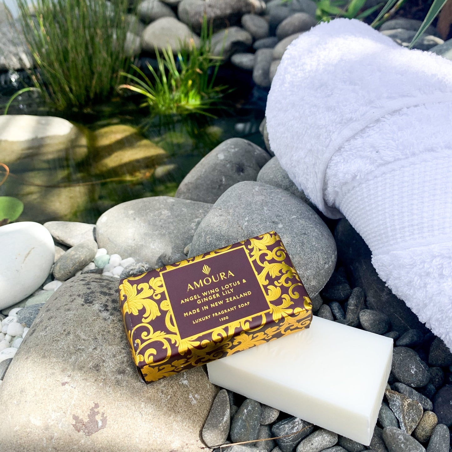 Amoura Luxury Fragrant Soap 150g - Angel Wing Lotus & Ginger Lily