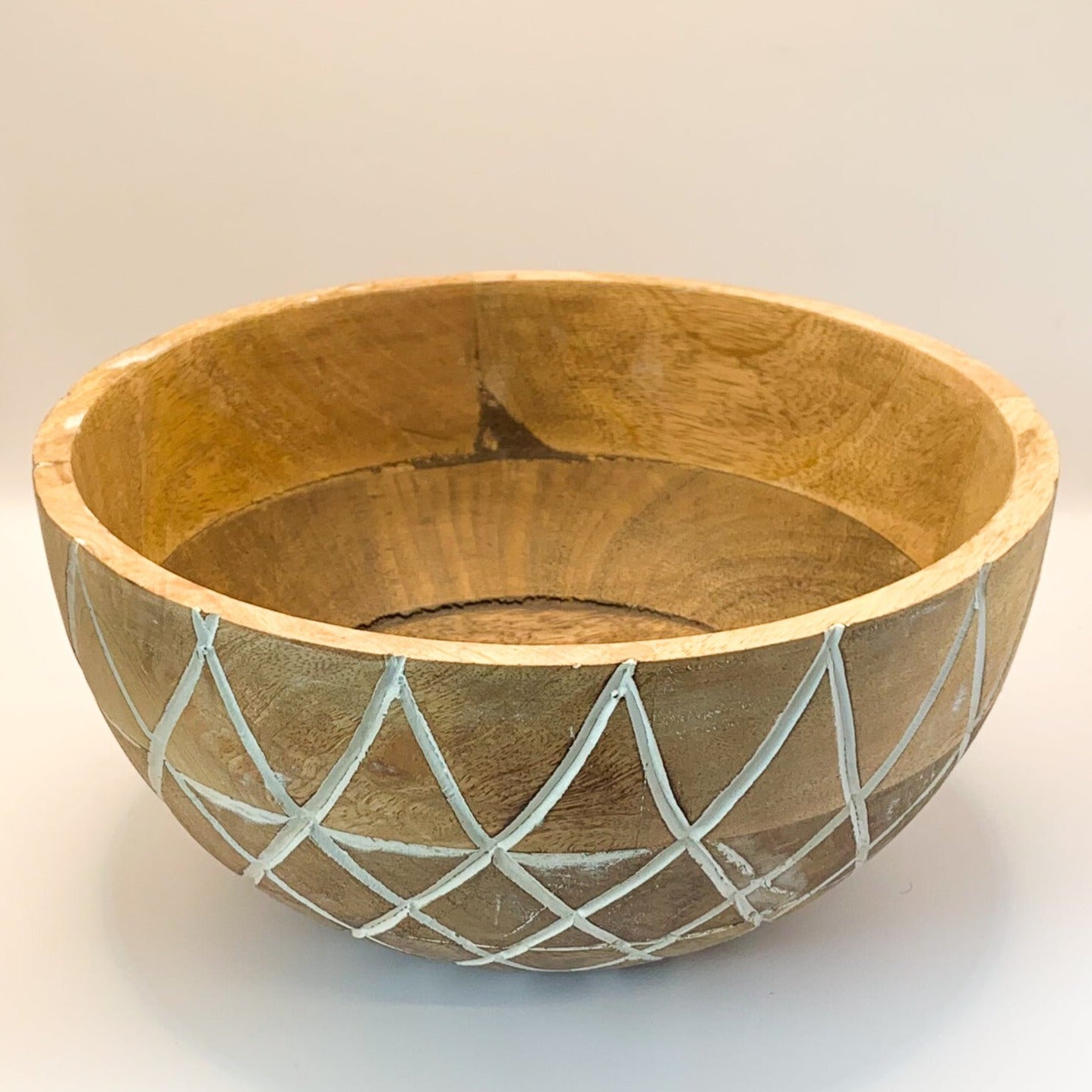 S&R Crisscross Carved Bowl Lrg